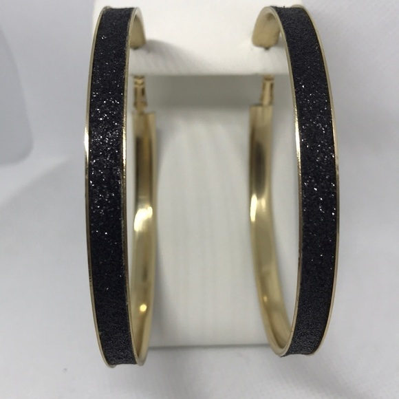 SPARKLE EARRINGS ✨✨✨ - Picture 2 of 4